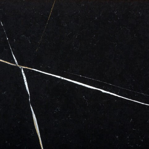 Silestone Eternal Noir quartz swatch