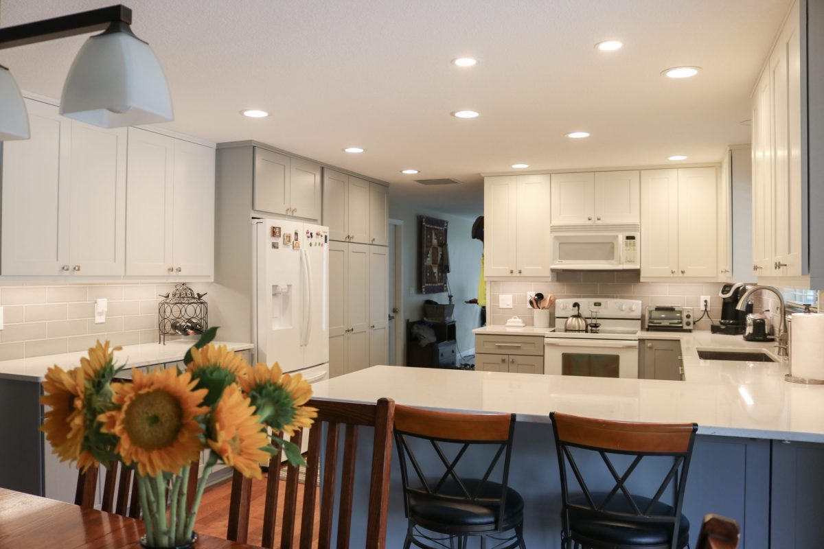canned lighting in kitchen with quartz countertops