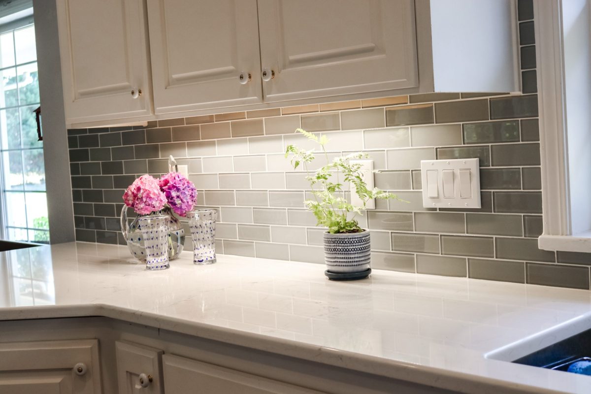 under cabinet led lighting showing flowing and a plant