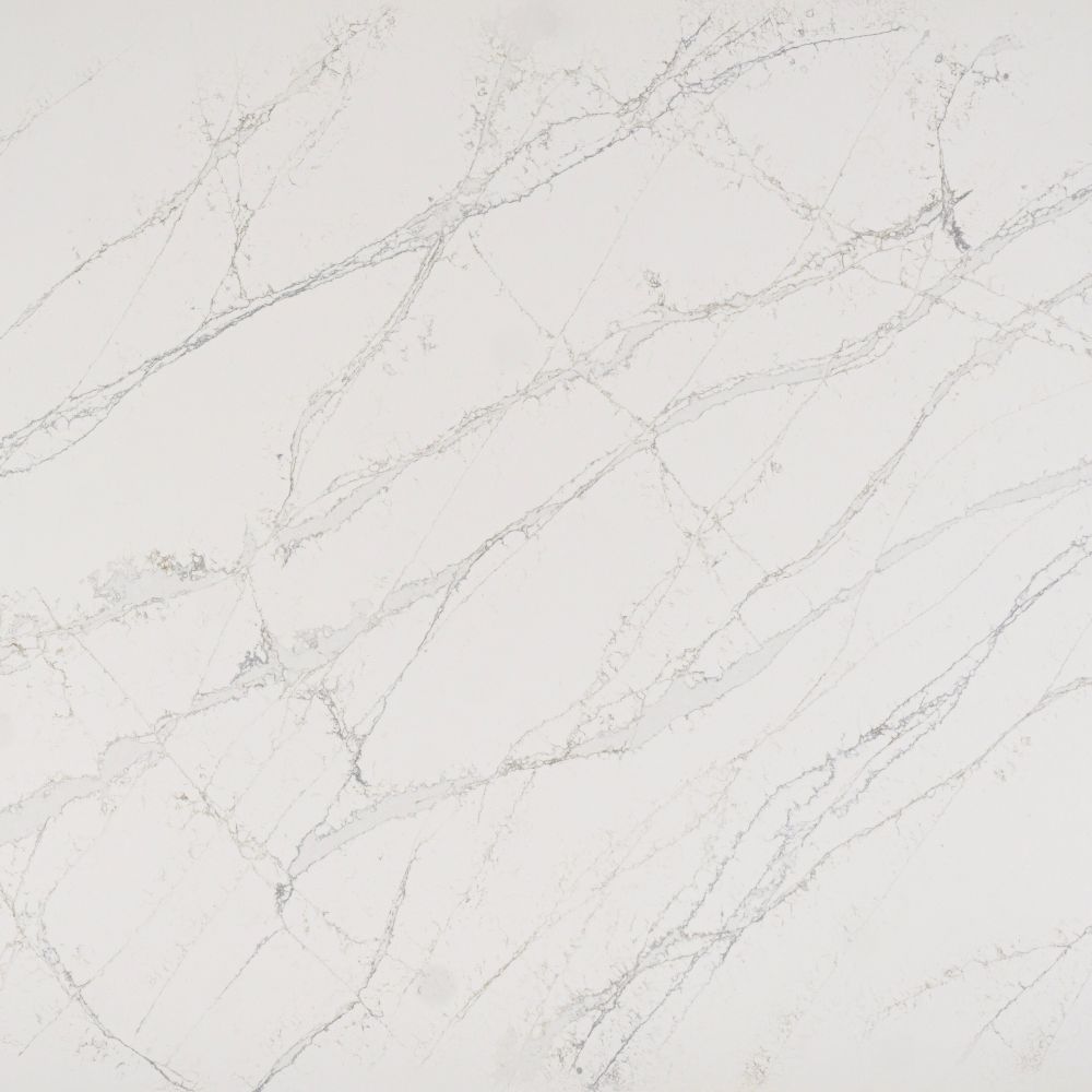 One Quartz quartz Calacatta Royale swatch
